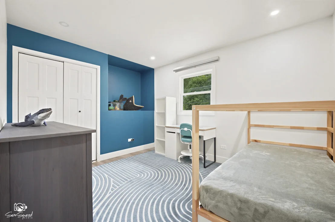Photo of 11S528 Book Road