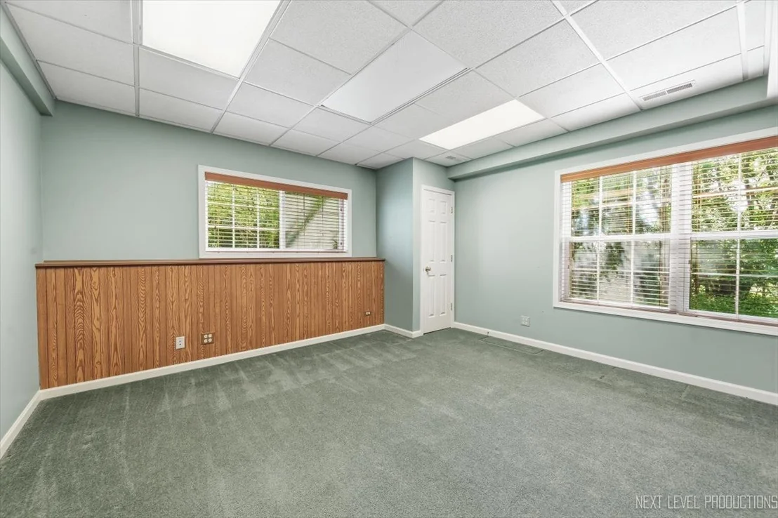 Photo of 865 Cambridge Drive