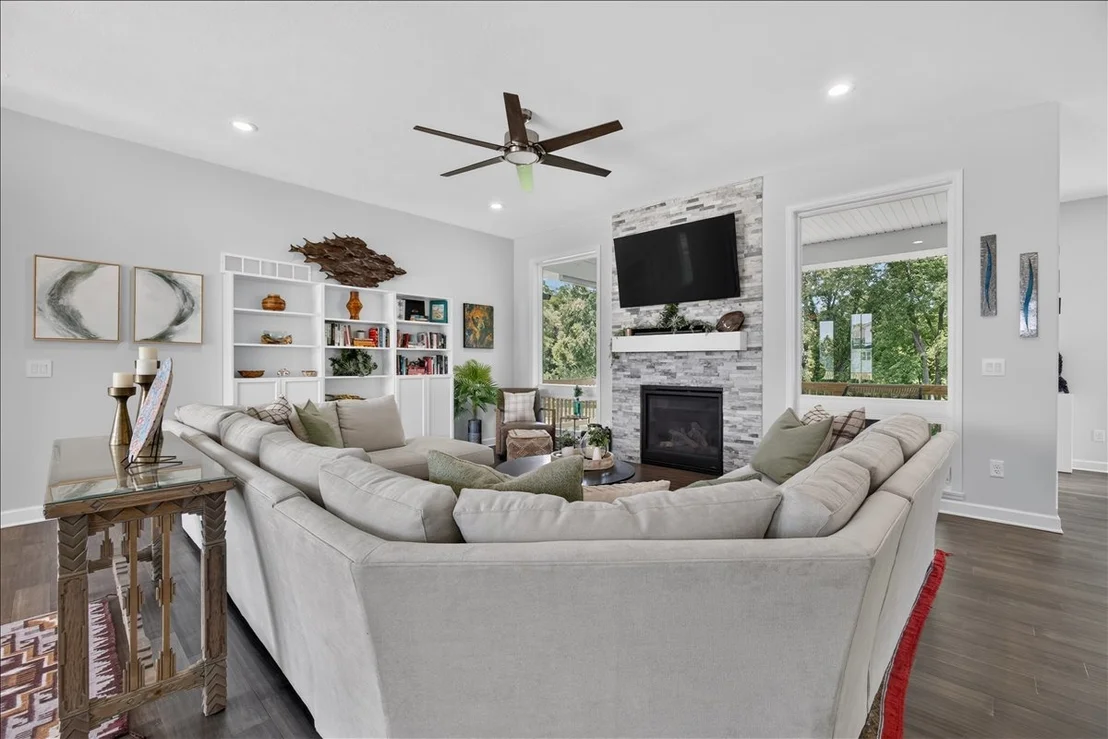 Photo of 6226 Hathaway Trail