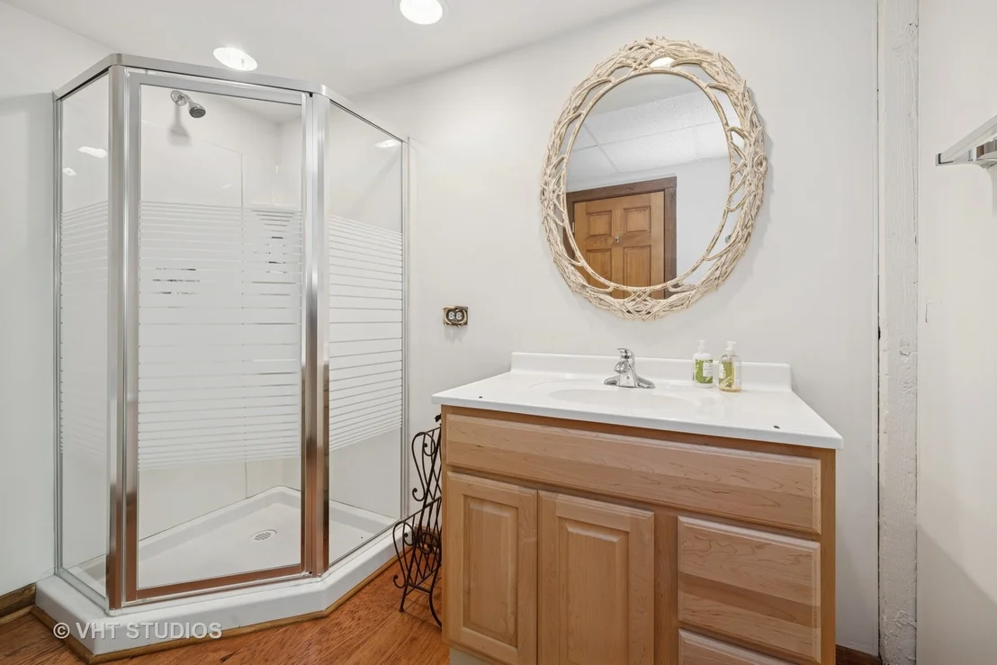 Photo of 153 Algonquin Road