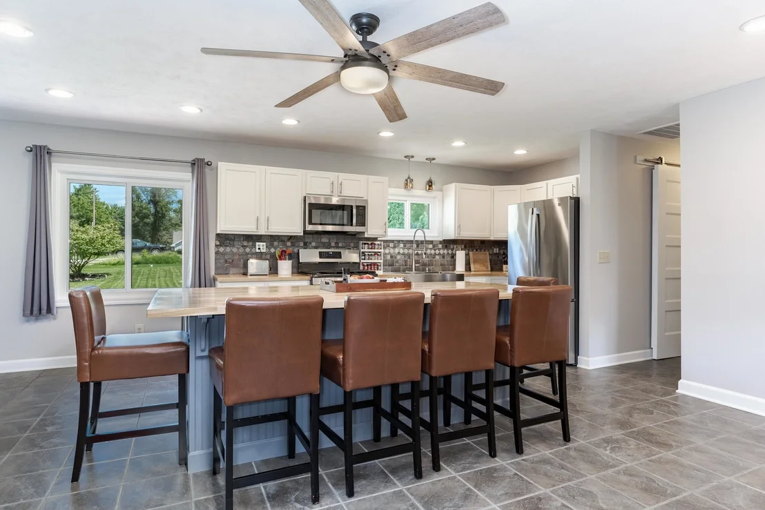 Photo of 24401 Peyton Place