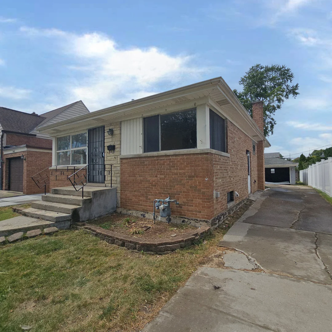 Photo of 1444 Morris Avenue