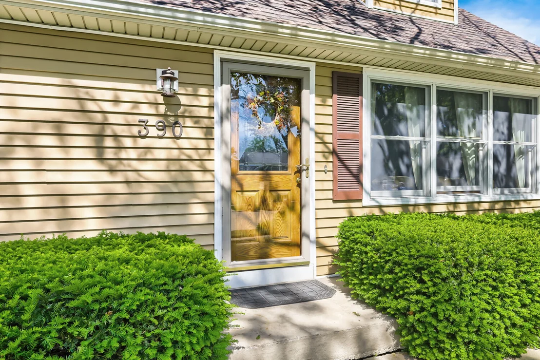 Photo of 390 Cornell Lane