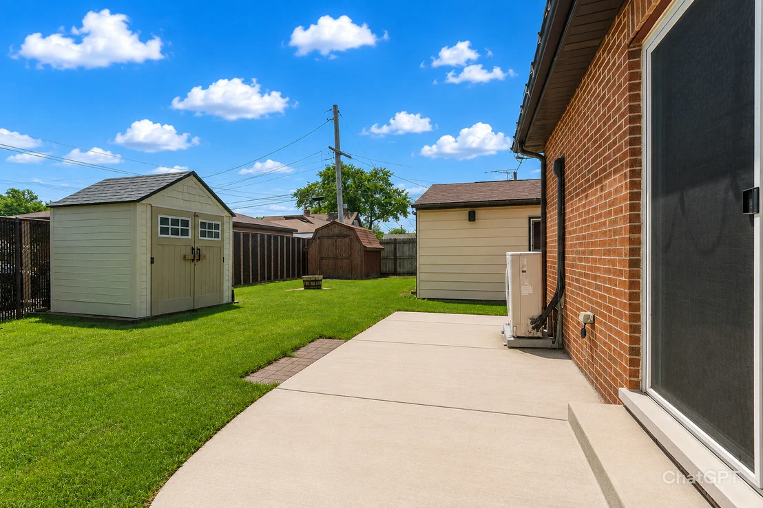 Photo of 6853 Saratoga Drive