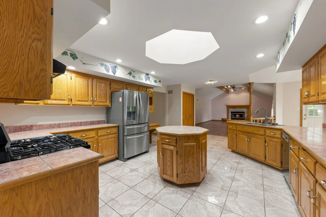 Photo of 19451 Stonehenge Drive