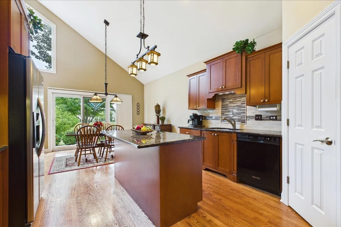 Photo of 24913 Thornberry Drive