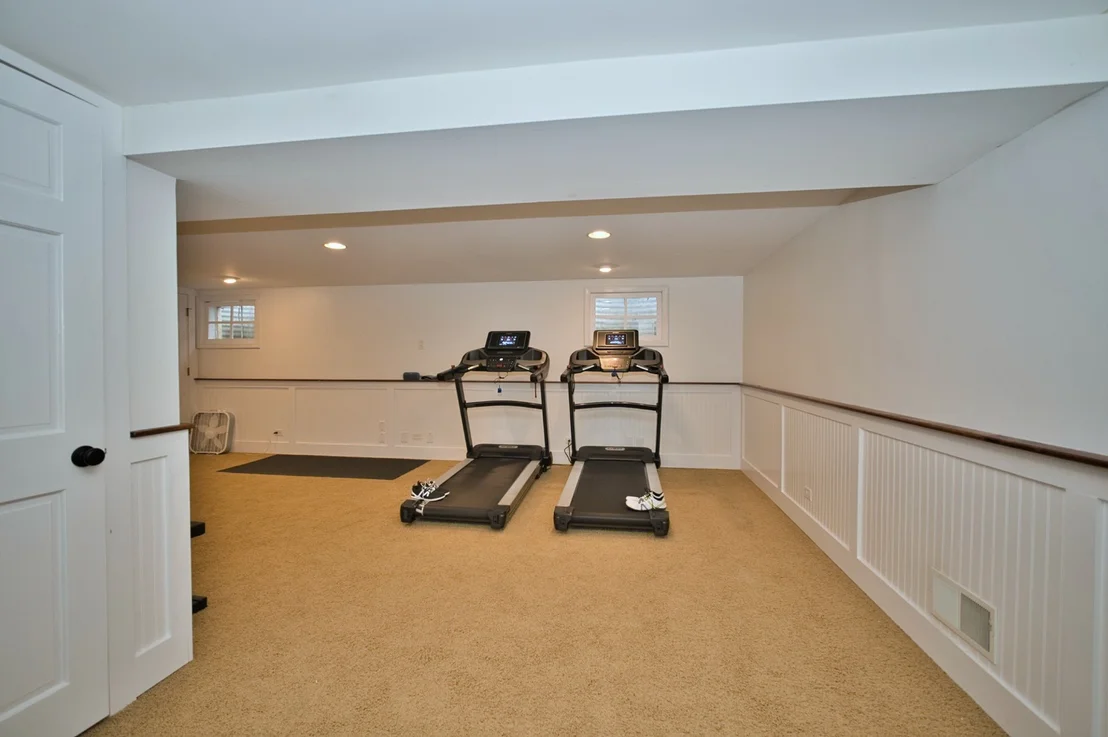 Photo of 2S510 Seneca Drive