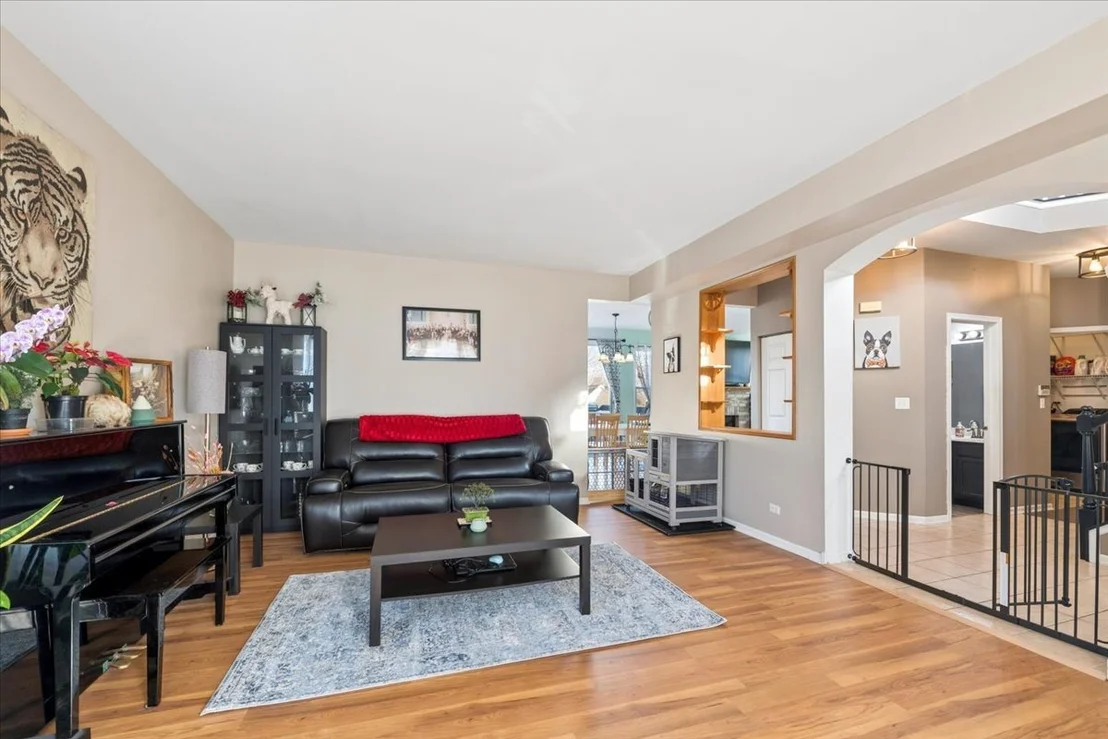 Photo of 821 Red Barn Lane