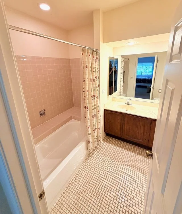 Photo of 1036 N Pine Tree Circle