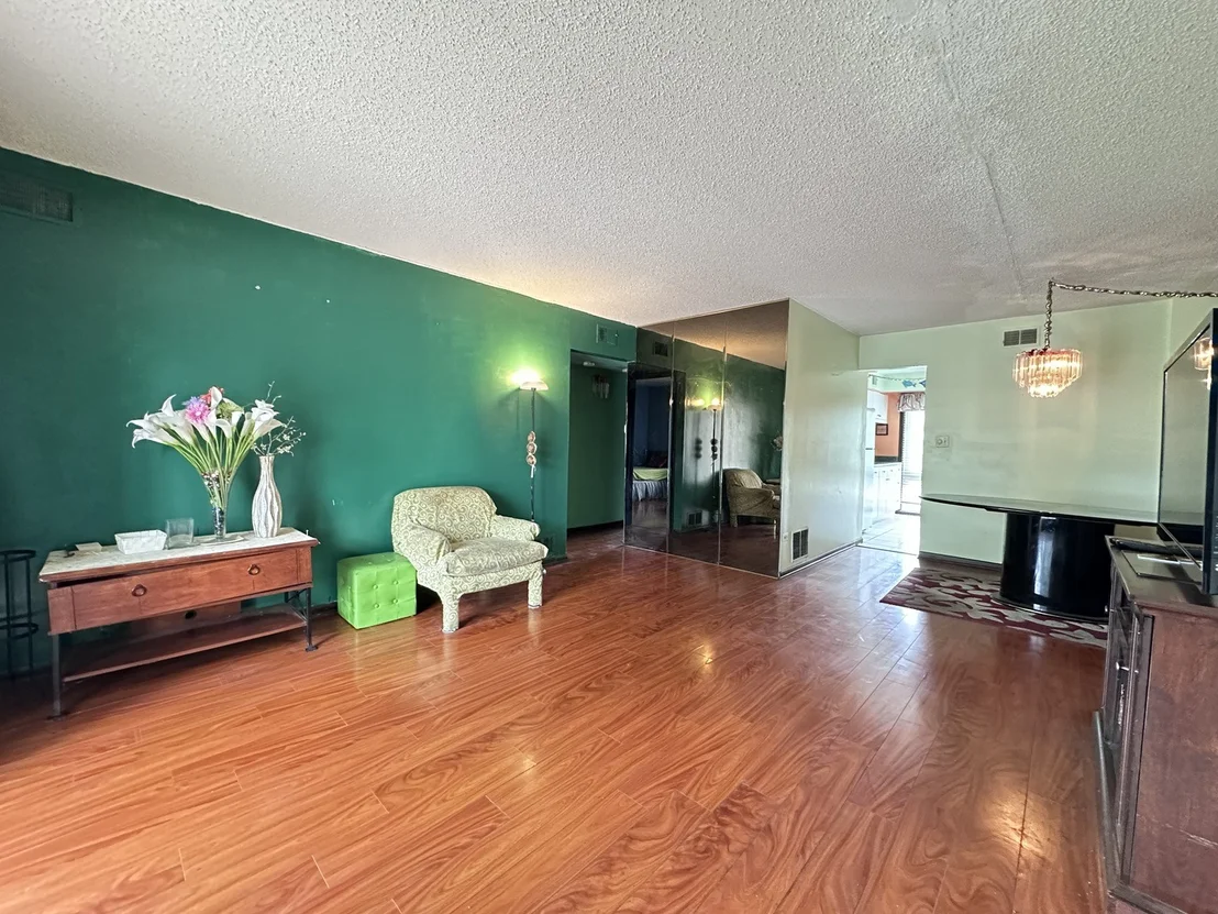 Photo of Unit 3 at 5408 Chateau Drive