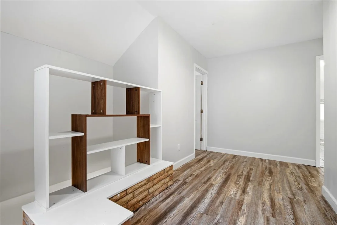 Photo of 616 Normal Avenue