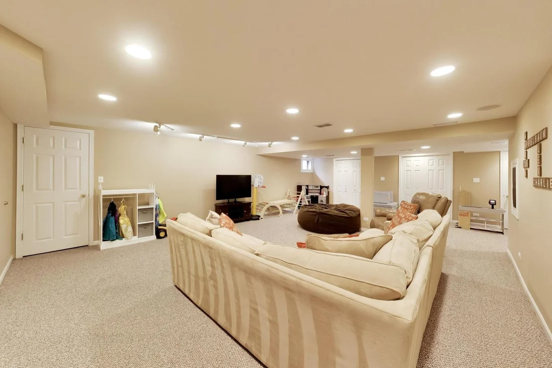 Photo of 802 Wilmot Road
