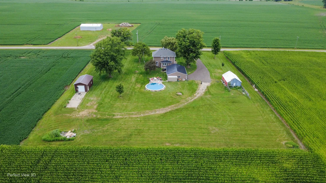 Photo of 1532 N 2250th Road