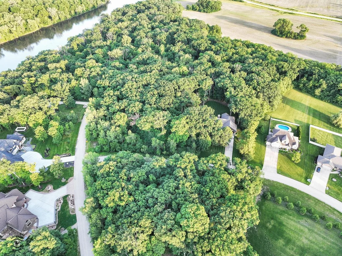 Photo of 1268 Deer Path