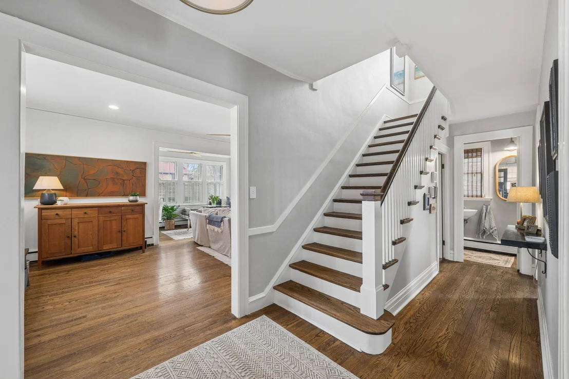 Photo of 2216 Forestview Road