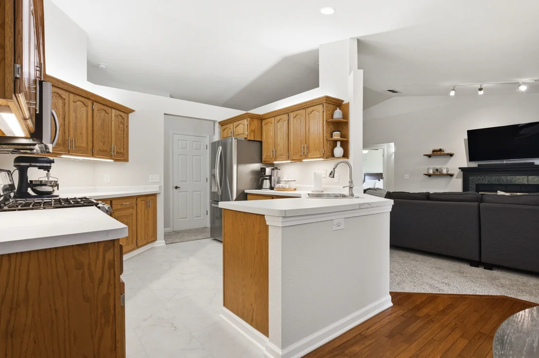 Photo of 1802 Silver Hill Drive