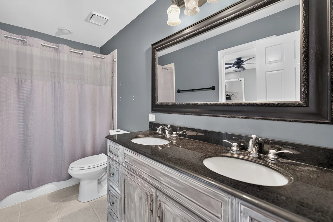 Photo of 305 Windsor Circle