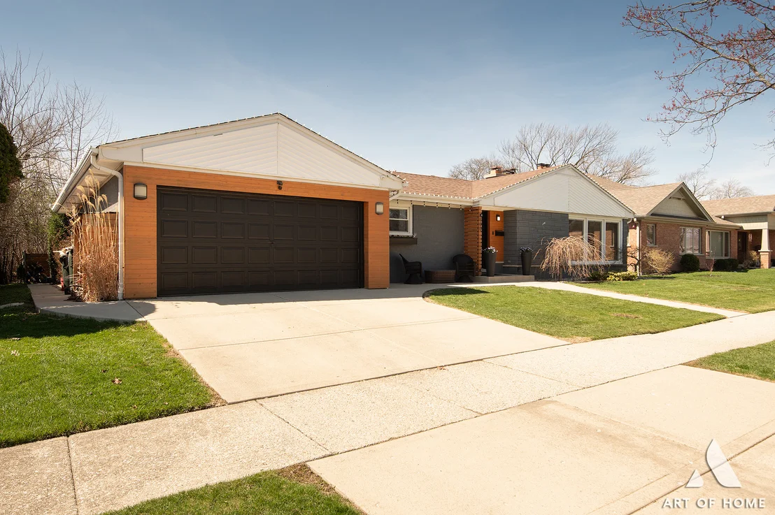 Photo of 900 TOMAWADEE Drive