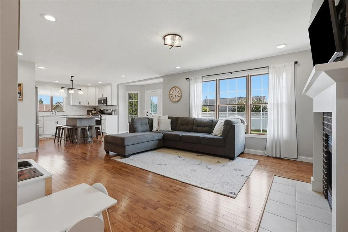 Photo of 2704 Stratmoor Drive