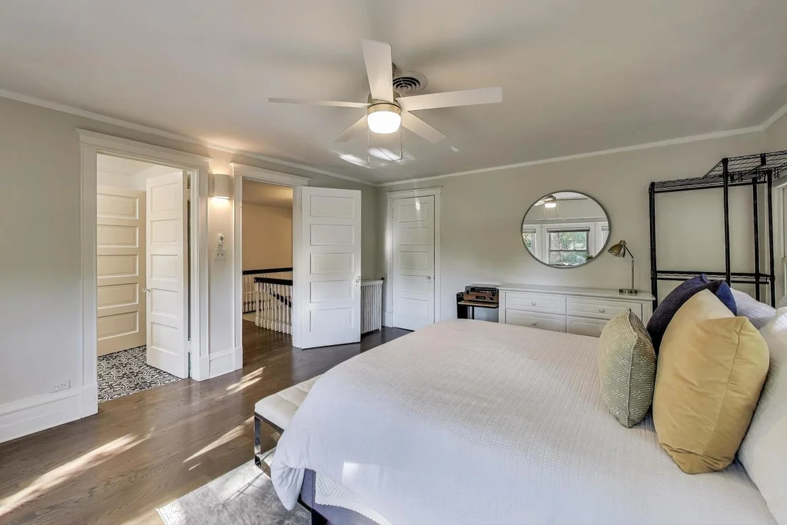 Photo of 176 Riverside Road