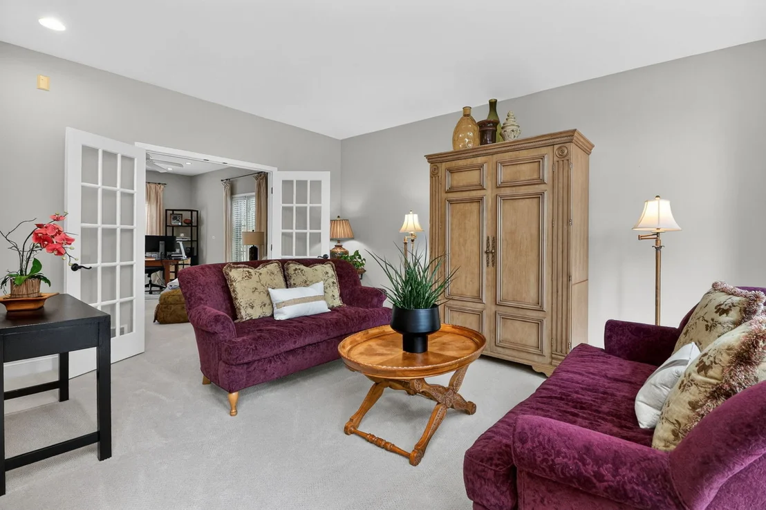 Photo of 1376 Chapman Drive