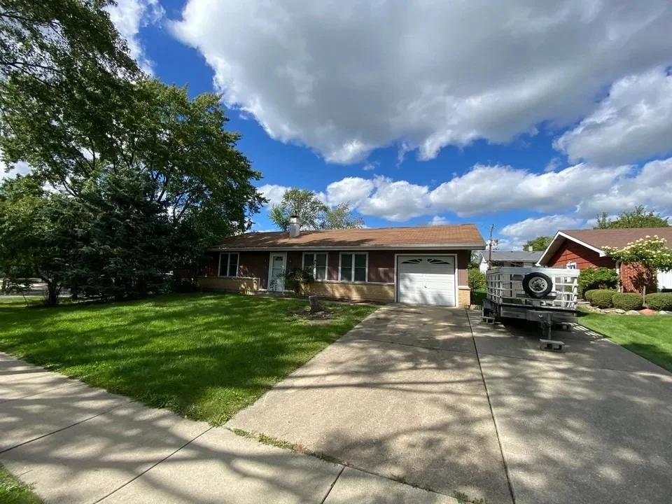Photo of 1530 Hassell Road