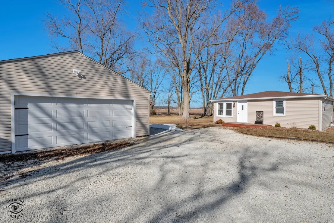 Photo of 5101 W 1000 N Road
