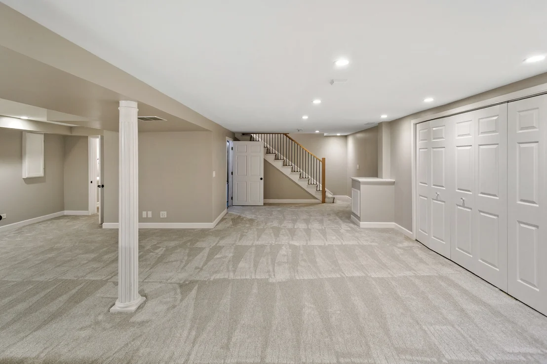 Photo of 710 Alexandria Drive