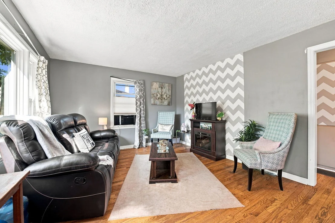 Photo of 1217 Schriber Avenue