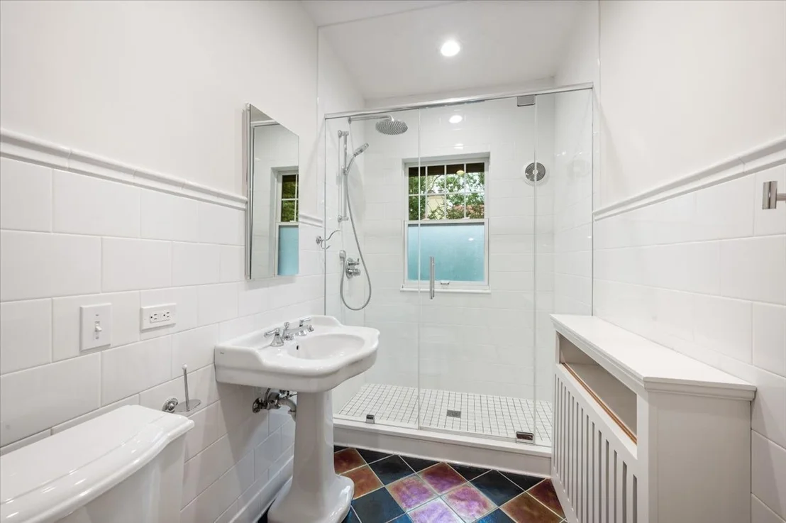 Photo of 2855 Sheridan Place