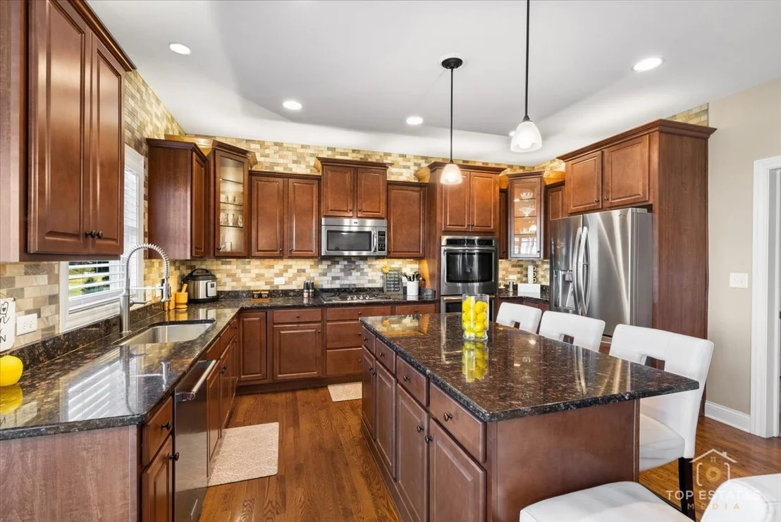 Photo of 385 Andover Drive