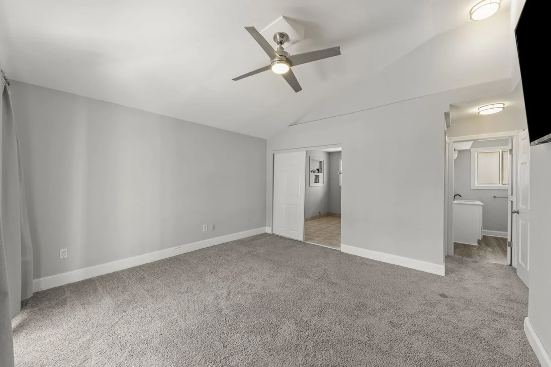 Photo of 916 Barber Lane