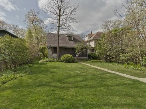 Photo of 628 GREENLEAF Avenue