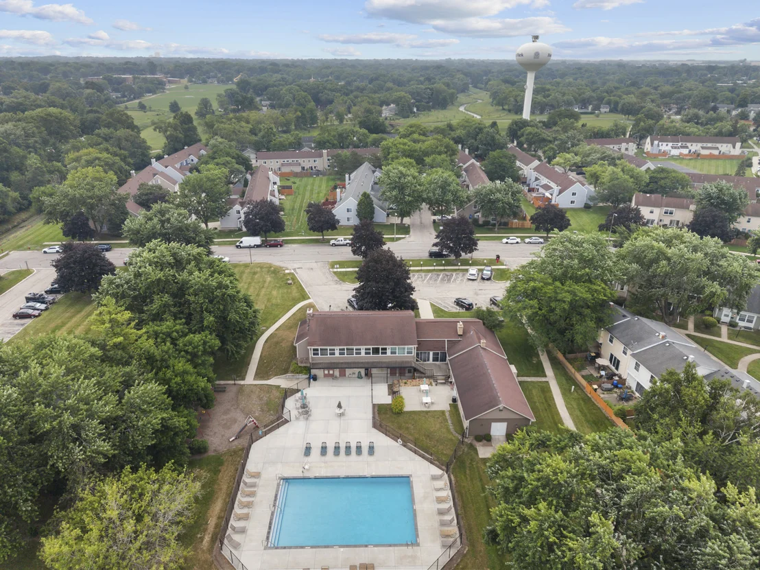Photo of 818 Lexington Circle