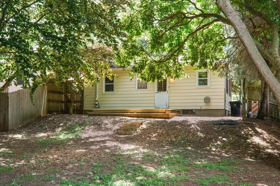 Photo of 1309 Eastholme Avenue