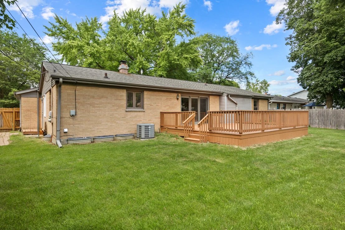Photo of 1441 Maple Lane