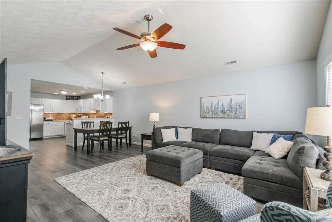 Photo of 3711 WINE Way