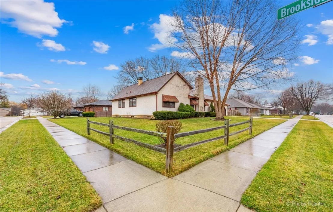 Photo of 219 Brookside Drive