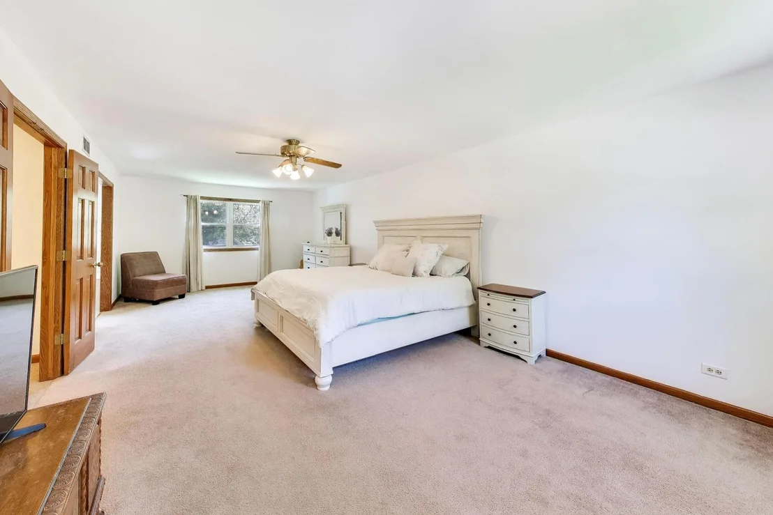 Photo of 207 Mainsail Drive