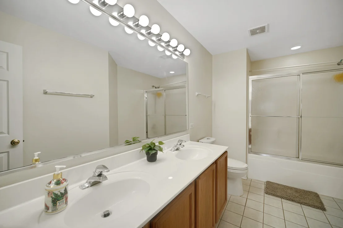 Photo of 439 Bay Tree Circle