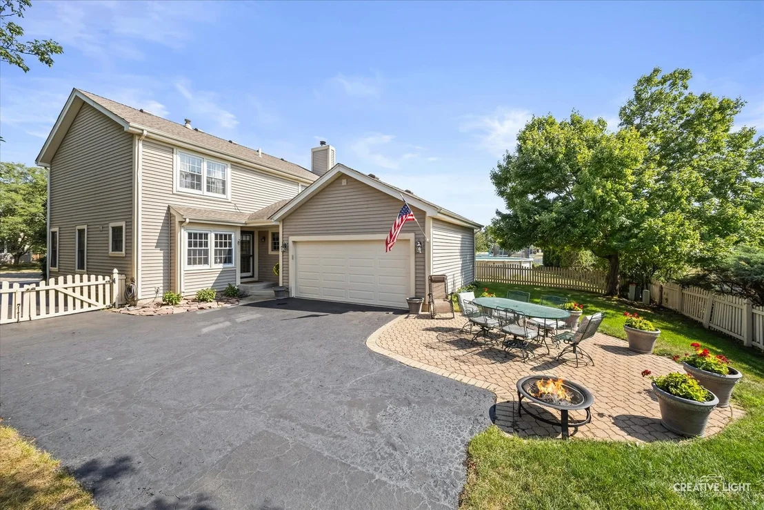 Photo of 2303 Riverside Drive