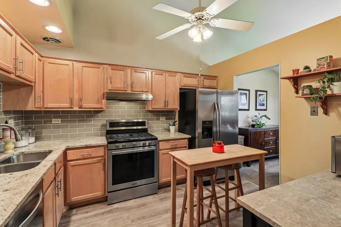 Photo of 739 High Ridge Road