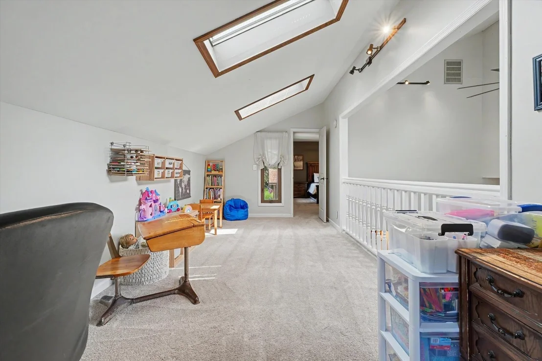 Photo of 1 James Court