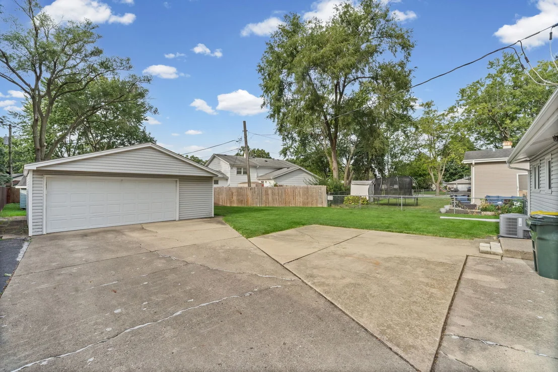 Photo of 2207 Kingfisher Lane
