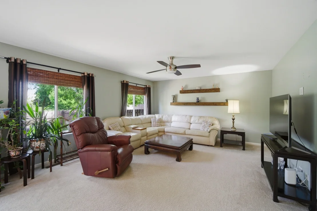 Photo of 843 Brahms Road