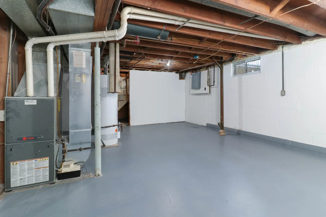 Photo of 602 W 3rd Street