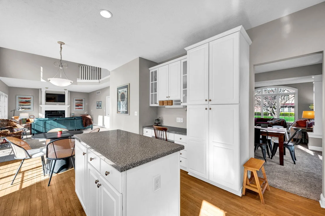Photo of 2106 Foxtail Road