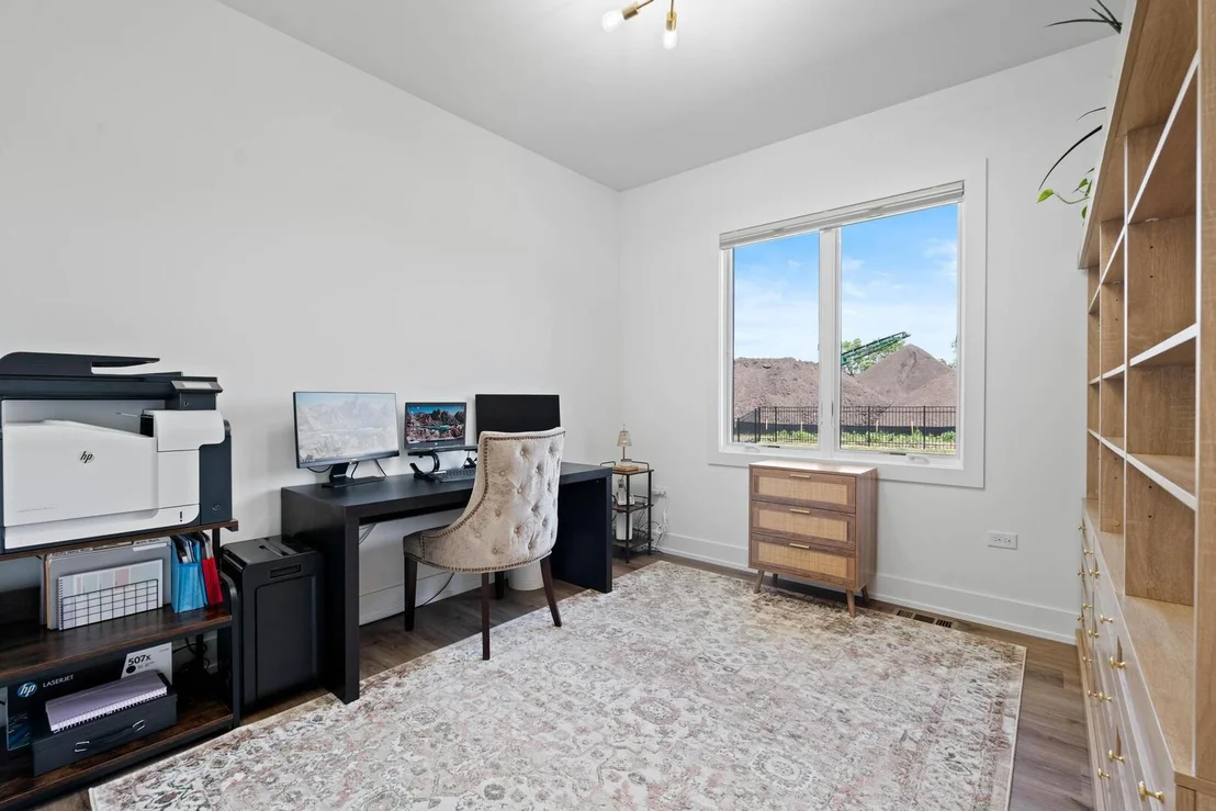 Photo of 1091 Kinley Drive