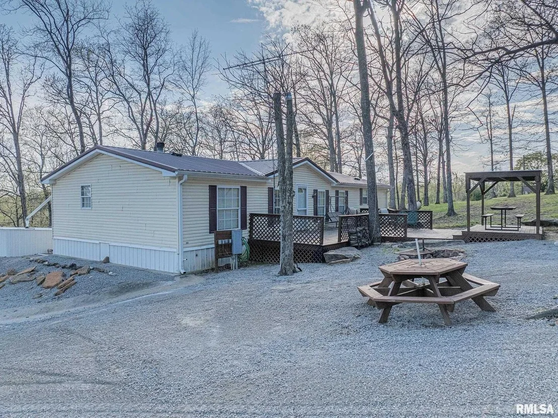 Photo of 565 Dutton Chapel Road