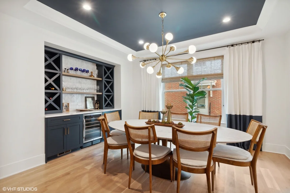 Photo of 964 S Hillside Avenue